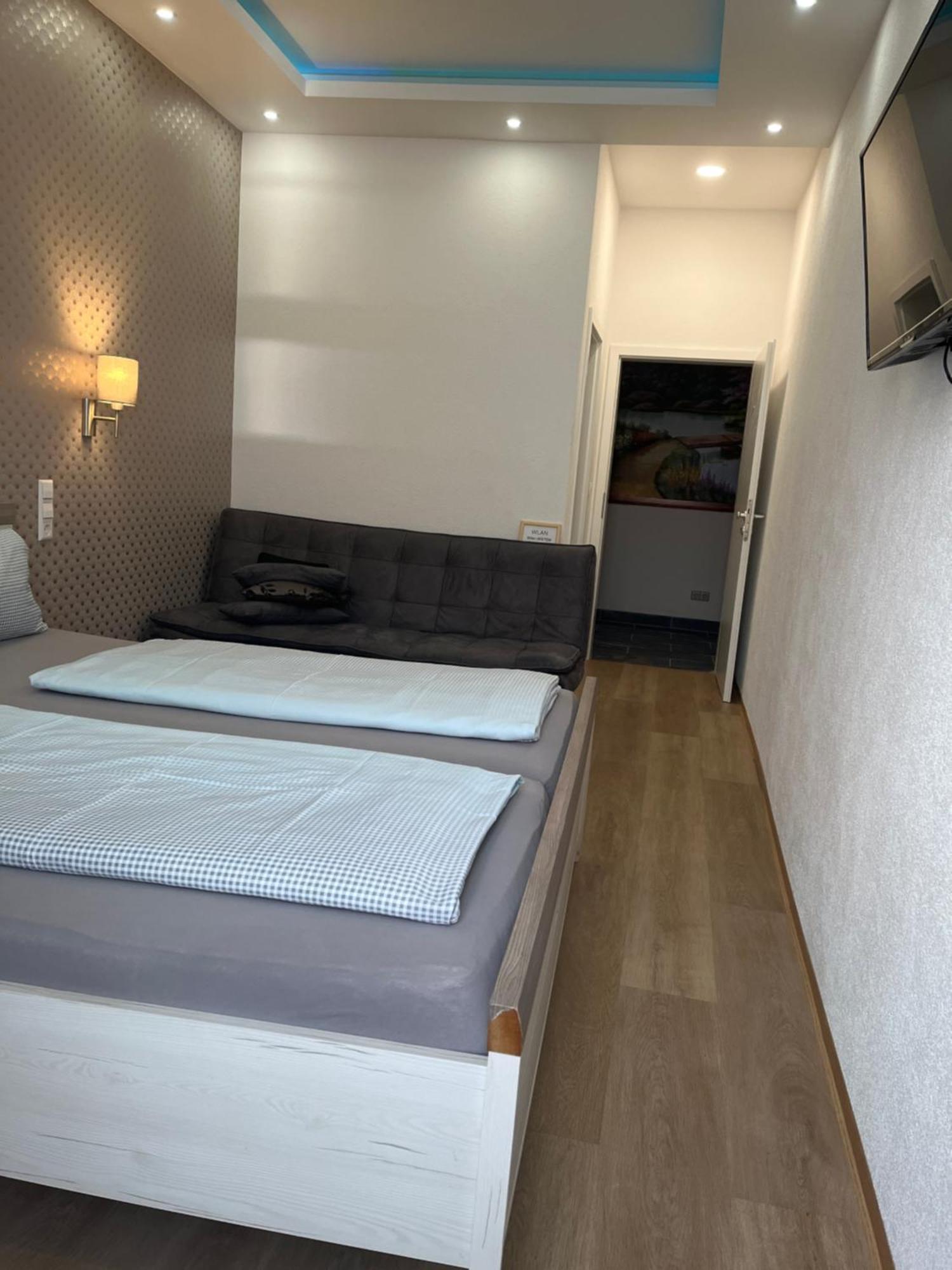 Trang Hotel Rastatt Buitenkant foto